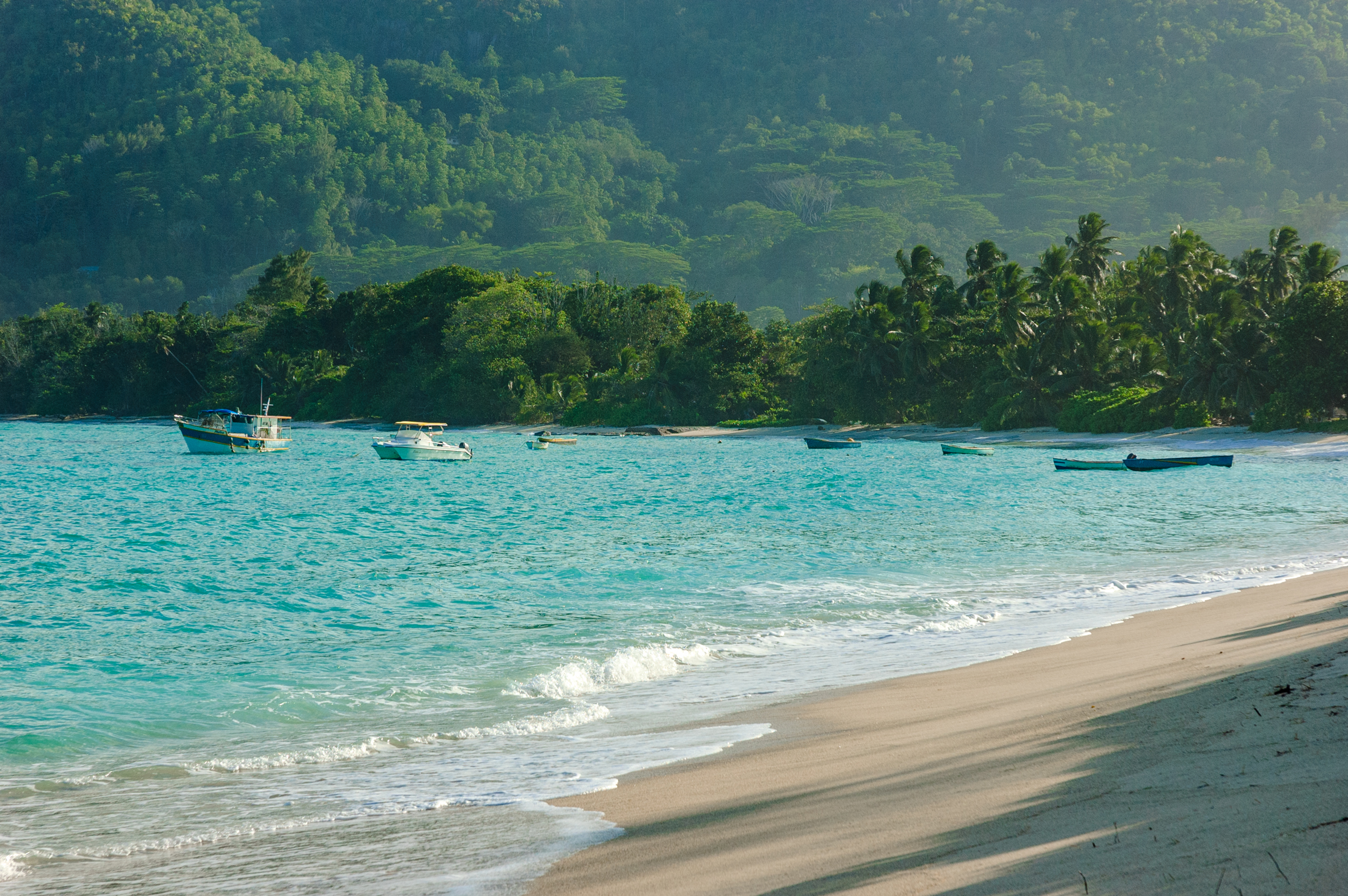 Fischerboote, Anse Royal, Mahé