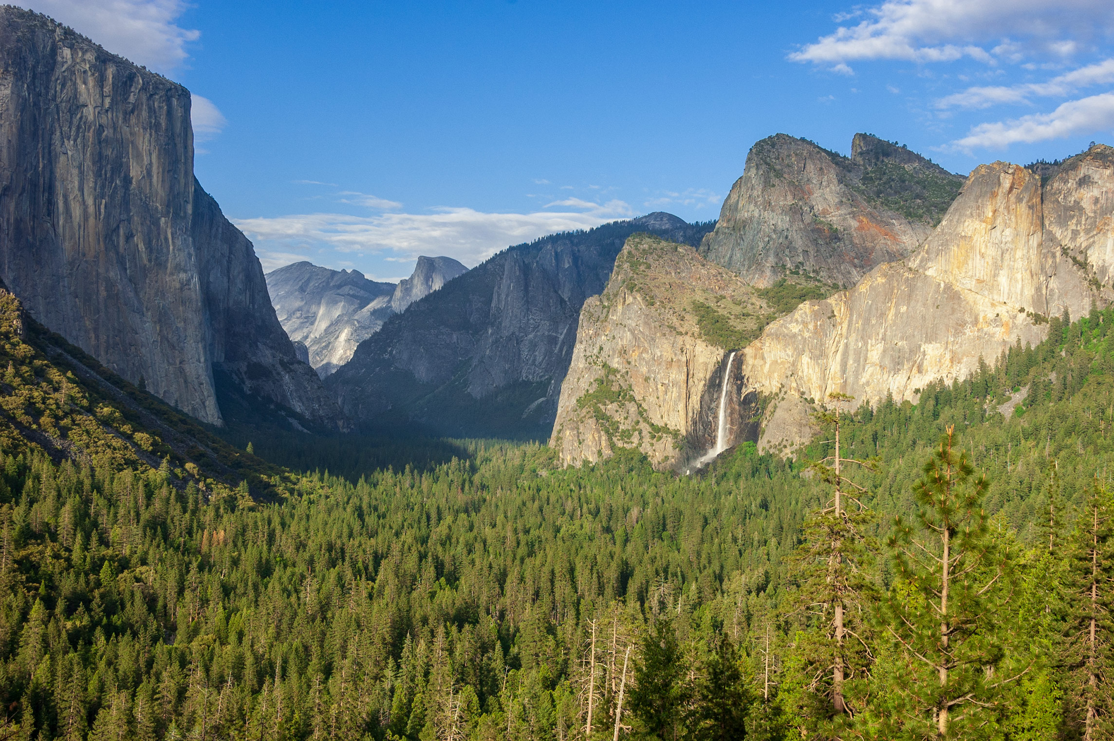 »El Capitan« und »Bridal Veil Fall«, Yosemite Nationalpark, Kalifornien